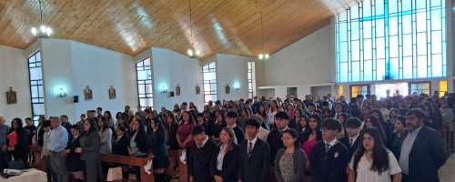 Ceremonia de Confirmación en colegio Santa María Eufrasia de Ovalle